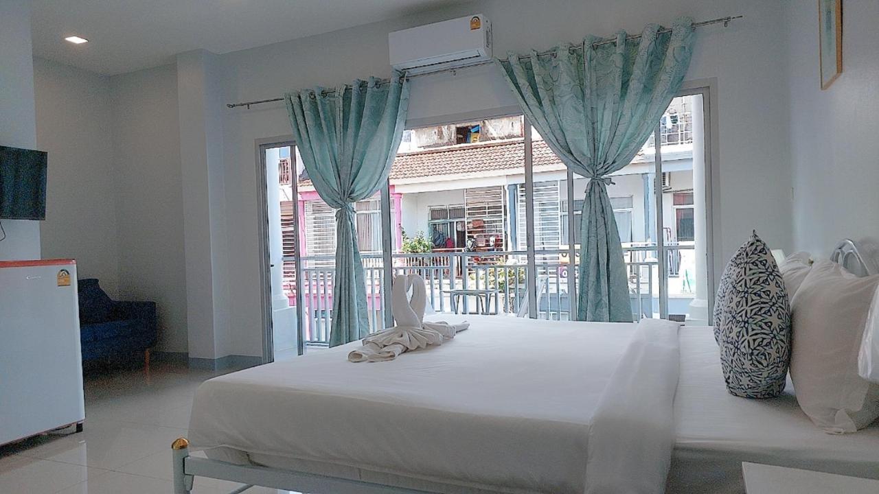 Cinderella Residence Patong Exterior foto