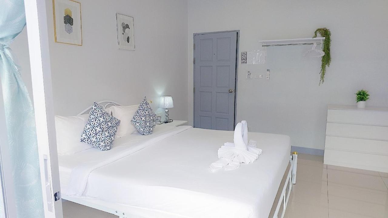 Cinderella Residence Patong Exterior foto