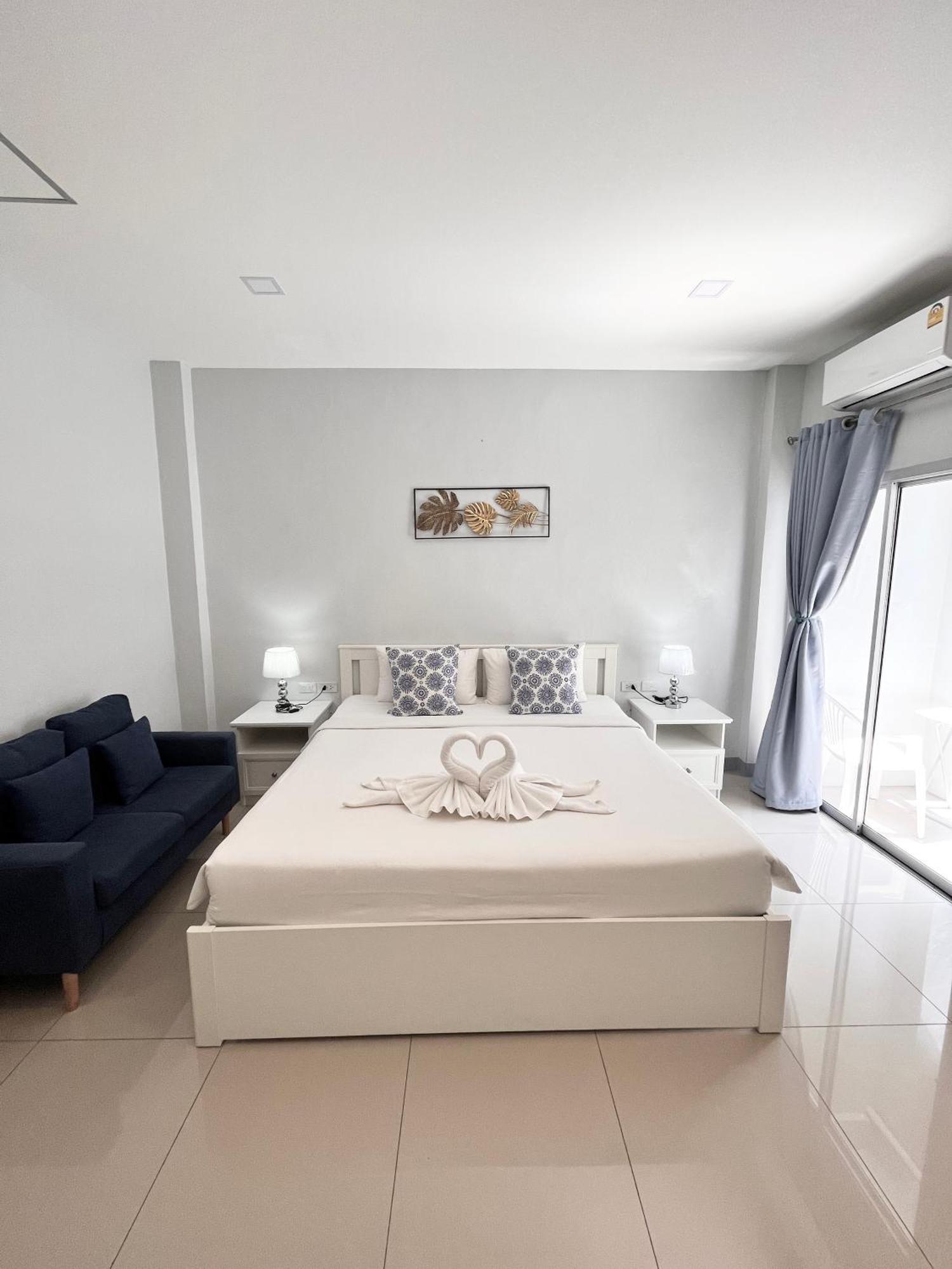 Cinderella Residence Patong Exterior foto